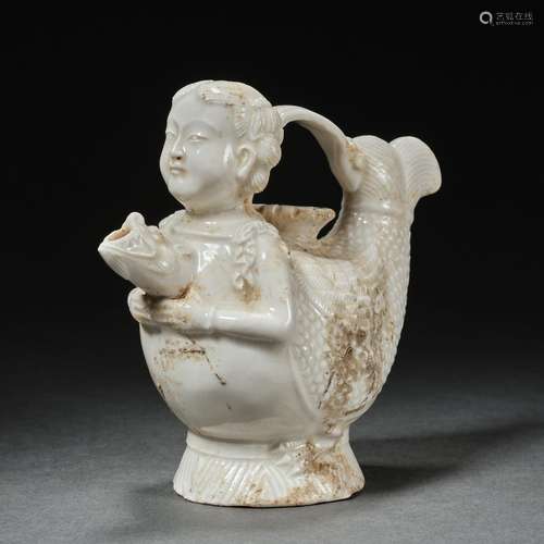 China before Ming Dynasty  white porcelain pot