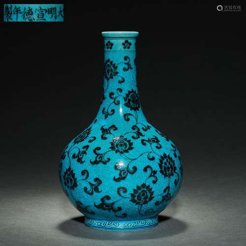 Chinese Ming Xuande peacock blue glaze bottle