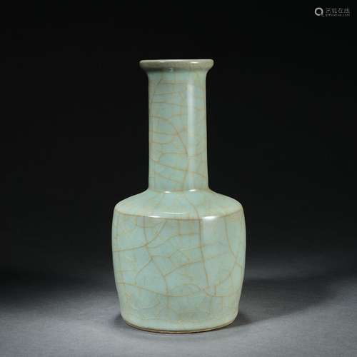 China before Ming Dynasty  official kiln bottle