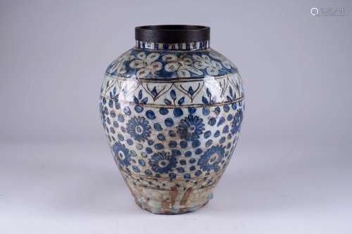 Ancien vase persan ou syrien.                               ...