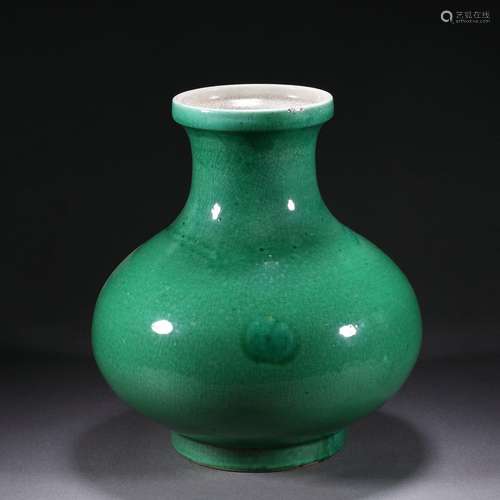 A Chinese Green Glaze Jar