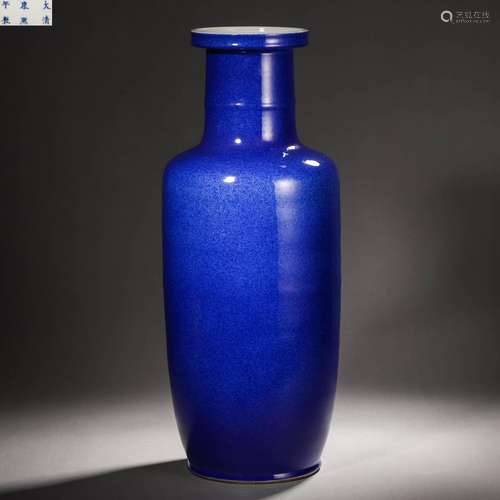 A Chinese Blue Glaze Mallet Vase