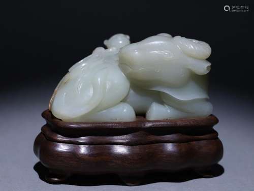 Hetian jade boy grazing ornaments