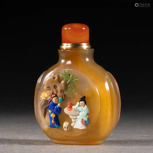 A snuff bottle