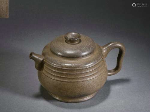 A Purple Clay Teapot