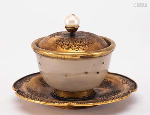 A Gilt Bronze Inlaid Jade Bowl