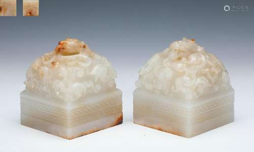 A Hetian jade seal