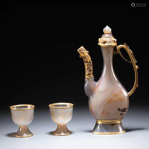 A Set of Agate teapots