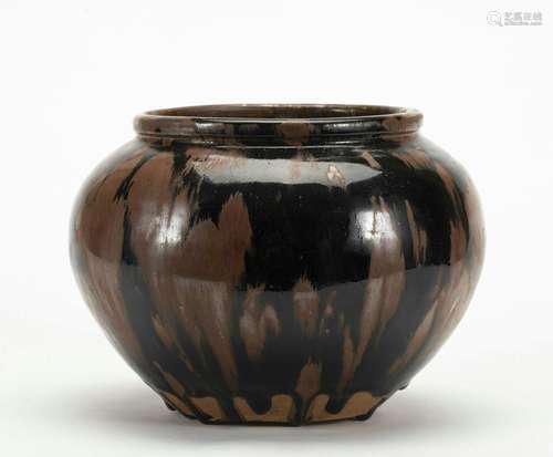 A Zong glaze jar