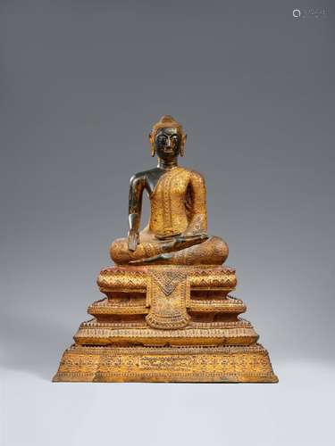 Buddha Shakyamuni. Bronze, über Schwarzlack vergoldet.