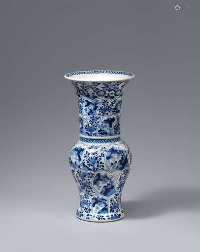 Kleine yenyen-Vase. Kangxi-Ära (1662-1722)<br/>Mit tro...