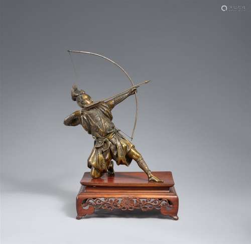 Kniender Samurai mit Pfeil und Bogen. Um 1900<br/>Dabe...