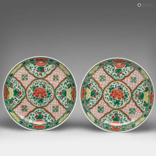 A pair of Chinese Kangxi style famille verte 'Peony' charger...