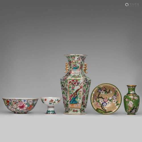 A collection of Chinese famille rose export porcelain ware a...