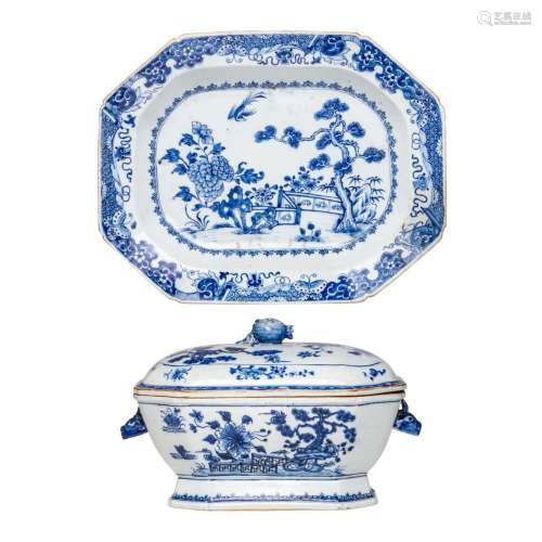 A Chinese blue and white tureen and serving plate, Qianlong ...