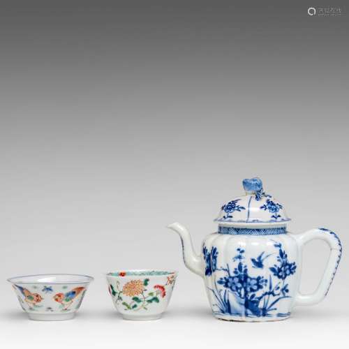 A small collection of Chinese tea ware, incl. a famille vert...