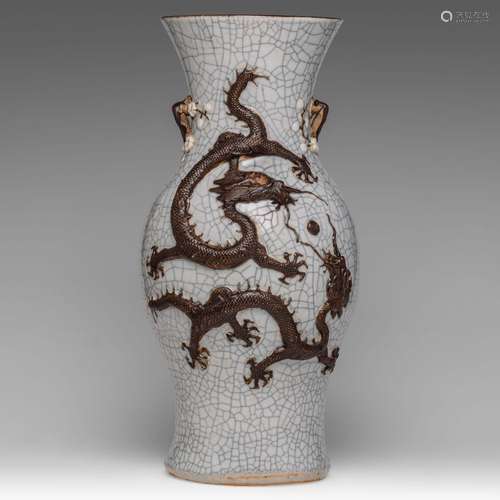 A Chinese Nanking crackle-glazed 'Dragon' vase, 19thC, H 43,...