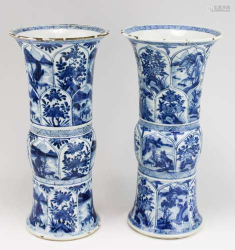 A blue and white garniture set