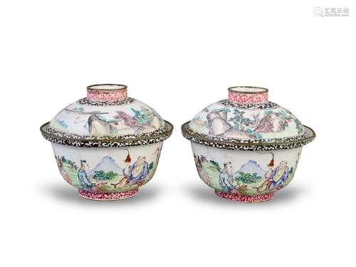 A Pair of Canton Enamel Covered Bowls, Qianlong