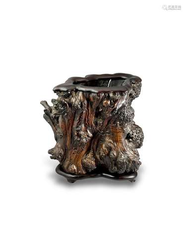 A Handsome Burrwood Brushpot, Qing dynasty