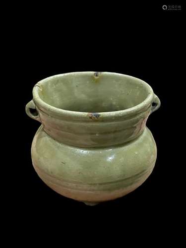 A Celadon glazed Spitoon, Eastern Jin dynasty