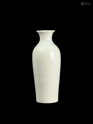 A rare Dehua Sleeve Vase,  17th century