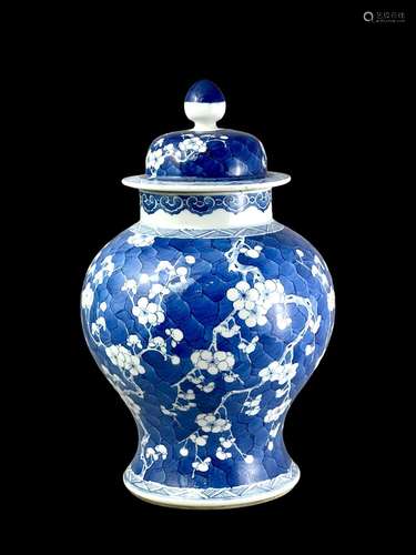 A blue and white 'prunus' jar and cover, Guangxu