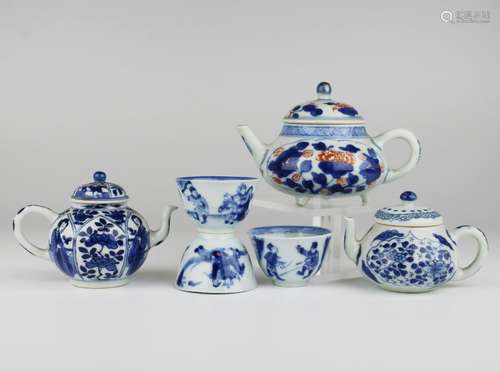 A group of tea wares