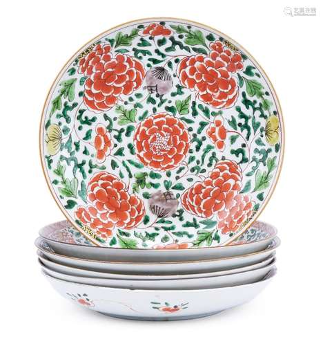 Six Chinese wucai peony pattern dishes