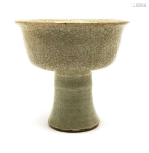 A celadon stem cup