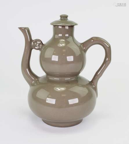 A celadon double gourd wine ewer