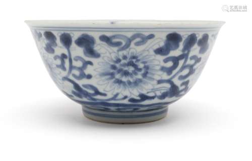 A blue and white chrysanthemum bowl