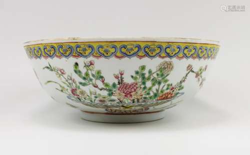 A famille rose low bowl with floral pattern