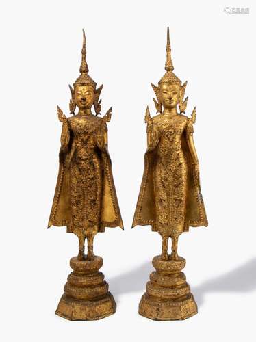 Lot: 2 stehende Buddhas