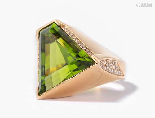 Peridot-Brillant-Ring