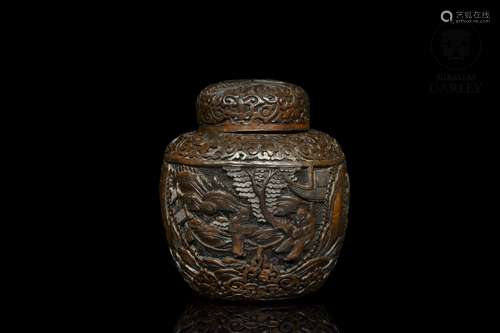 An small carved lacquer tibor, Qing dynasty