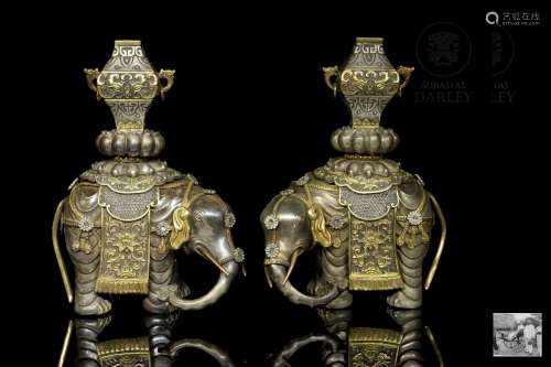 Pair of chinese silver elephants, Qing dynasty
