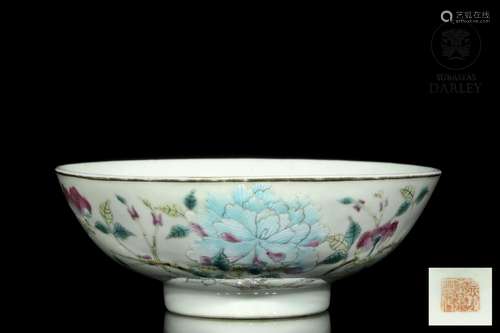 Porcelain bowl "peonies and poem", 20th century