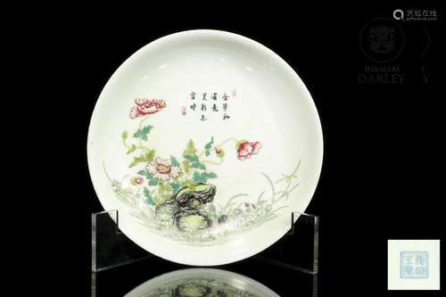 Porcelain dish with garden and poem, 20th century