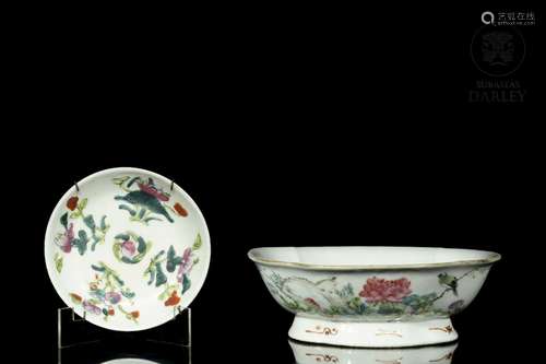 Porcelain oval dish and bowl, early 20th century