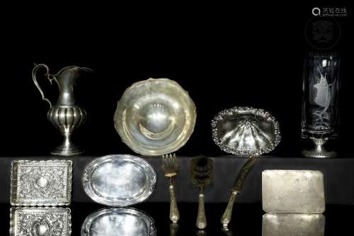 Lot of various silver and glass objects, 20th century