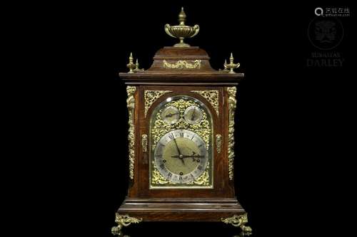 Bracket clock, English style, early 20th century