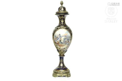 Porcelain and bronze vase, French style, 20th century