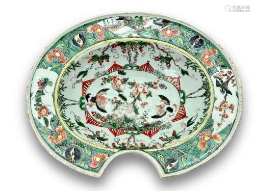 A famille verte Barber's Bowl, Kangxi Period,  Qing Dynasty