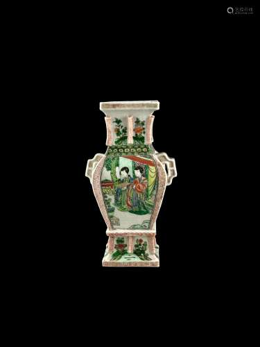 A 'famille verte' vase with scenes of ladies, Qing dynasty
