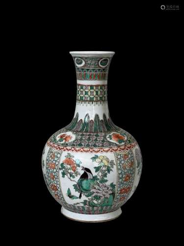A fine 19th century famille verte vase decorated with birds ...