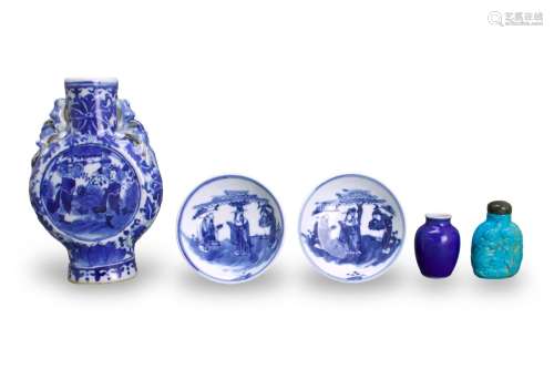 A Moonflask, Two Dishes and Two Snuffbottles, Qing dynasty 