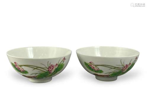 A Pair of duck and lotus Bowls, four character iron red Shen...