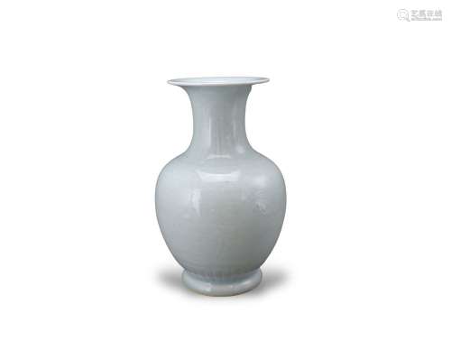 A pale blue glazed Vase, first half 20th century