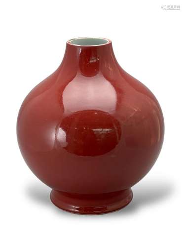 A copper-red glazed vase, marked Jiaqing